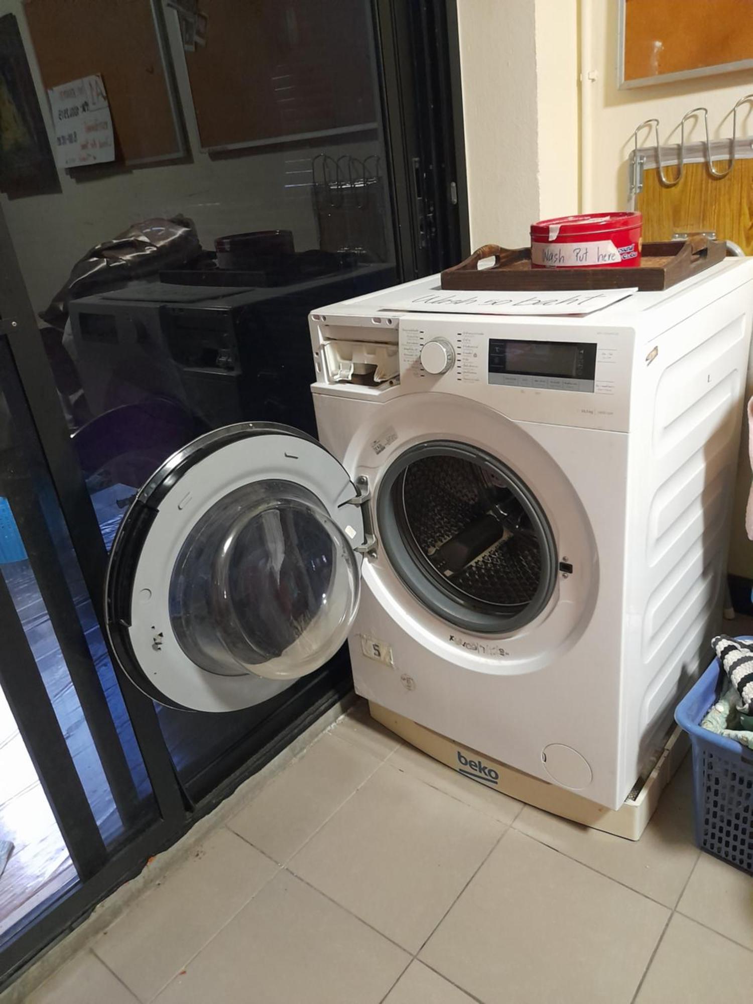 59Indy Guesthouse Банкок Екстериор снимка